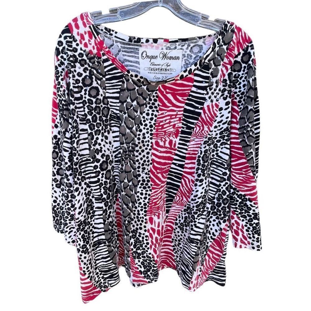 Onque Woman size 2X animal print studded cotton knit top.